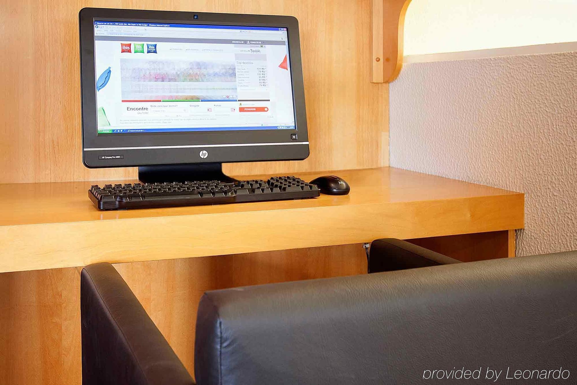 ホテル Ibis Curitiba Aeroporto São José dos Pinhais エクステリア 写真