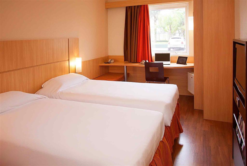 ホテル Ibis Curitiba Aeroporto São José dos Pinhais 部屋 写真